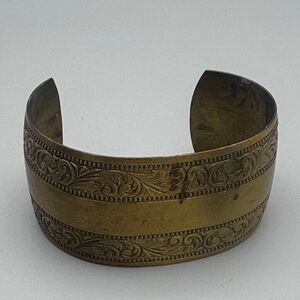 kelly waters bracelet